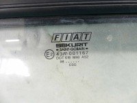 Szyba tylna Fiat 126p HB tył