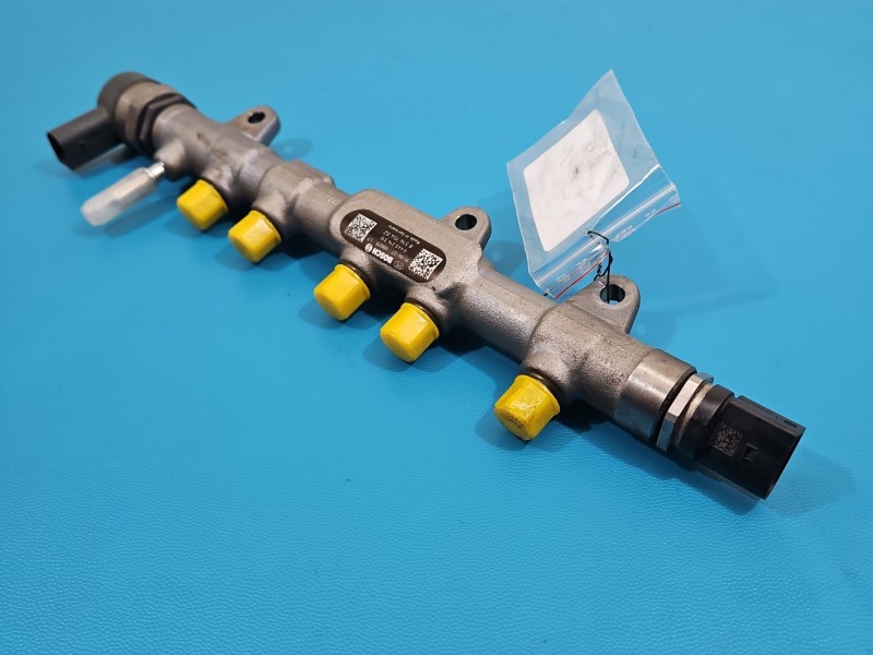 Listwa wtryskowa CZUJNIKI 0445214315, 0281002949, 0281006447 BMW G30 2.0d