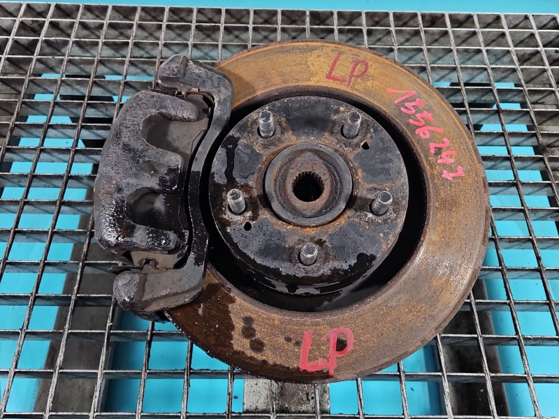 Zwrotnica lewa piasta przód 2.0 16V Mitsubishi Outlander I