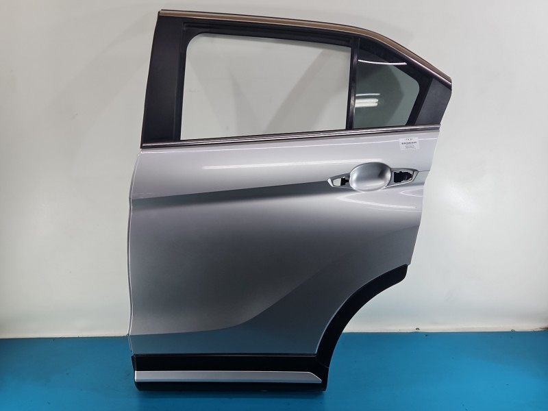 Drzwi tył lewe Mitsubishi Eclipse Cross HB 5d U25