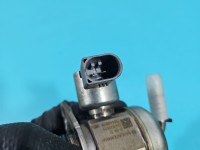 pompka Pompa paliwa Vw Passat B8 1.4 tsi 0261520573, 7004488519 Volkswagen, 2 PIN