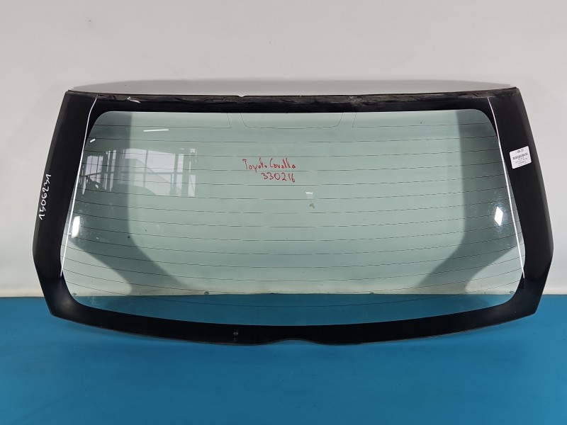 Szyba tylna KLAPY BAGAŻNIKA TYŁ Toyota Corolla E11 HB