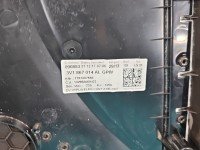 Tapicerka drzwi przód prawa boczek Skoda Superb III 3V1867014AL