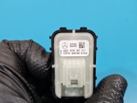Przełącznik Składania kanapy prawy tył Mercedes W213 A2139055603