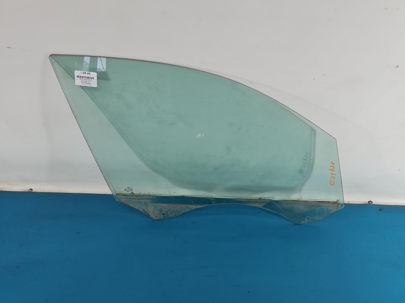 Szyba drzwi przód prawa pasażera AUDI Q5 08- Producent części: Audi, HB 5D 12-16 HB