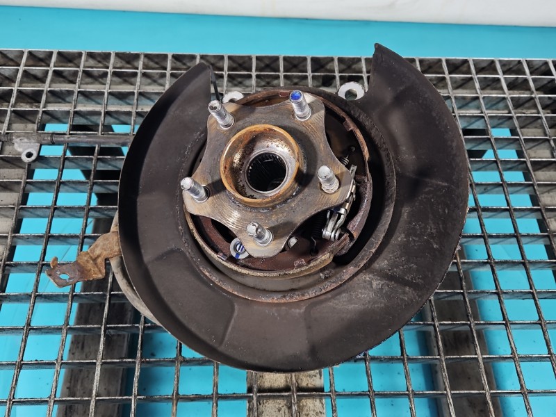 Piasta koła tył prawa zwrotnica łożysko INFINITI QX50 3.7 V6