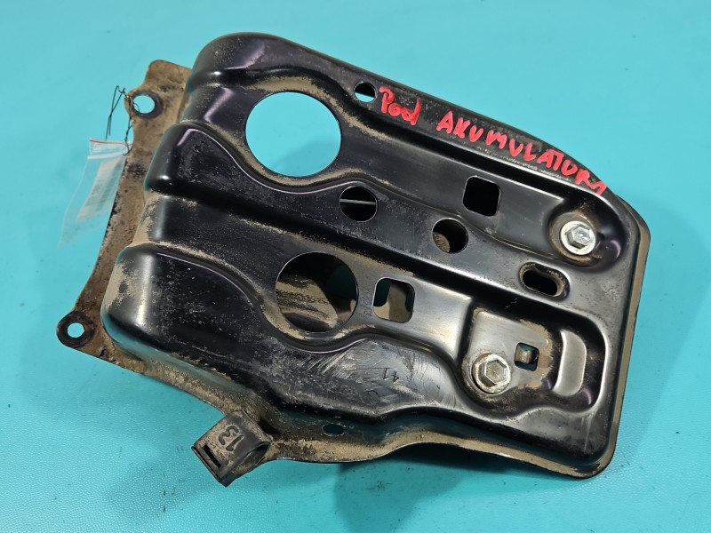 Mocowanie akumulatora uchwyt akumulatora Toyota Rav4 IV