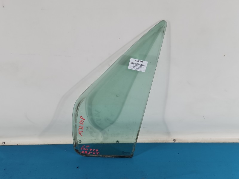 Szyba drzwi przód lewa Opel Movano II HB