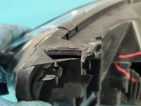 Reflektor prawy lampa przód Renault Captur I EUROPA