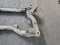 WÓZEK KOŁYSKA TRAWERS Sanki Belka silnika Mercedes CLS II C218 W218 218 3.0 cdi (642853)