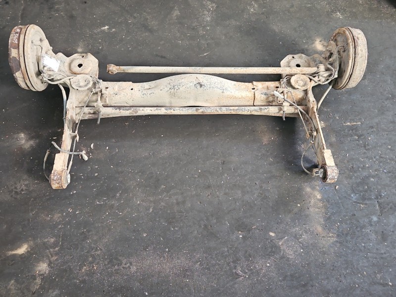 Tylna belka oś tył Peugeot Expert II 1.6 hdi