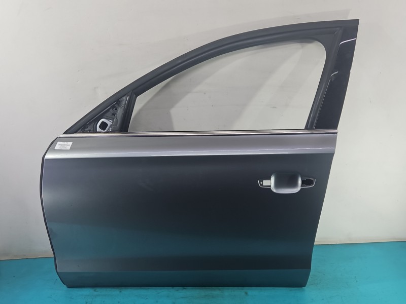 DRZWI PRZÓD LEWE KIEROWCY AUDI A8 D4 4H 4d srebrny LY7G