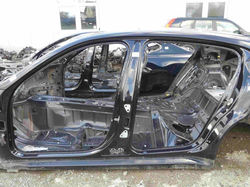 Słupek lewy Porsche Panamera I 970 09-16 3.0 V6 Słupek lewy Porsche Panamera I 970 09-16 3.0 V6