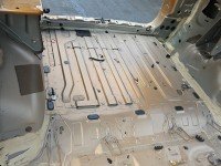 Pas tylny podłoga bagażnika Dacia Duster II 18- wanna HB ćwiartka