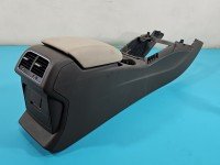 Podłokietnik TUNEL AUDI Q5 08- 8R0864981, 8R0963242A, 8K0864376 EUROPA