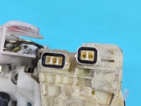 Zamek przód prawy Honda Civic VII EUROPA Producent części: Honda, Europejska, 2pin