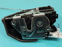 Zamek przód lewy 7202143 Bmw f10 f11 EUROPA Producent części: BMW, 7pin, uszkodzone mocowanie