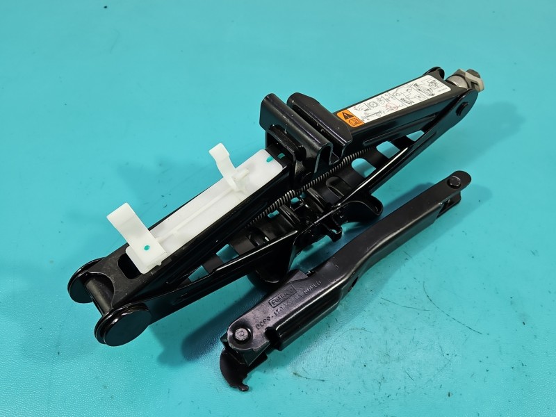 lewarek Podnośnik samochodowy trapezowy Ford Focus Mk3