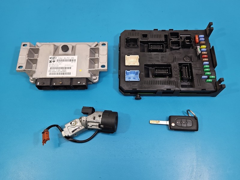 Komputer Sterownik silnika Citroen C4 I 1.4 16V