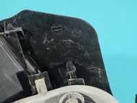 Lampa tył prawa Producent części: FIAT, pęknięte mocowanie / Z LISTWĄ ŻARÓWKOWĄ / 07-14 Fiat Bravo II HB