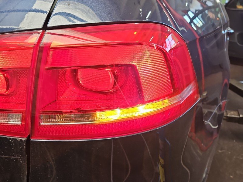 Lampa tył prawa Vw Passat B7 kombi