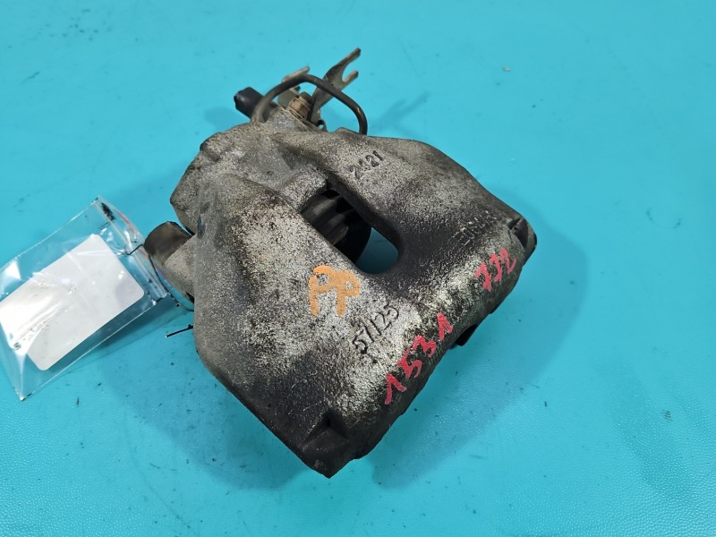 Zacisk przód prawy Audi A4 B6 1.9 tdi