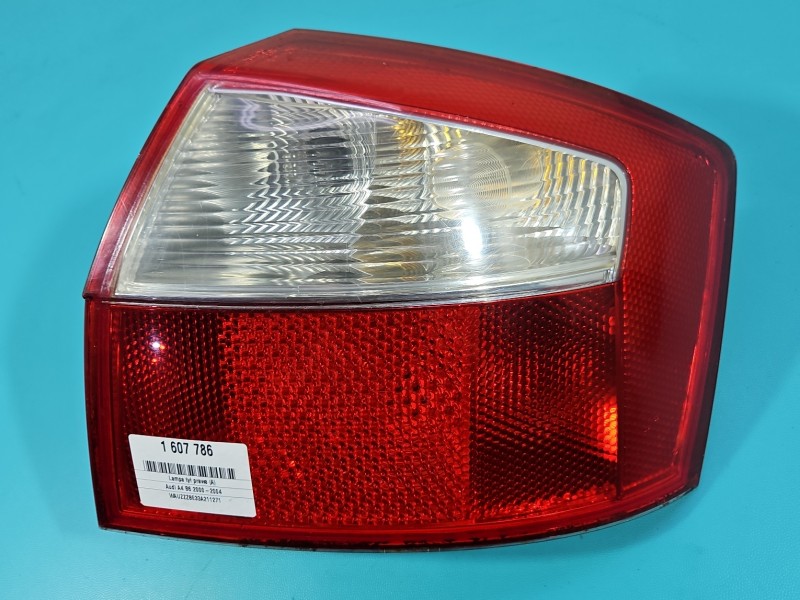 Lampa tył prawa Audi A4 B6 sedan EUROPA 8E0945096C