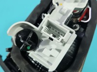 Lampa tył lewa Volkswagen, KLAPY KOMBI Z LISTWĄ ŻARÓWKOWĄ Vw Golf VII kombi