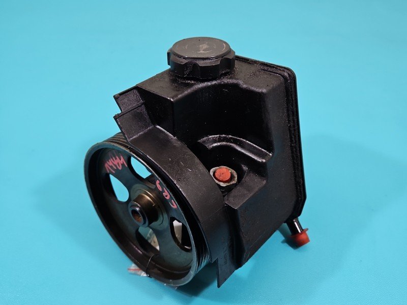 Pompa wspomagania Peugeot 206 9636868880 1.4 8v Pompa wspomagania Peugeot 206 9636868880 1.4 8v