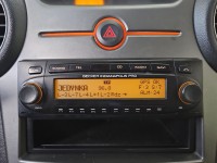 Radio fabryczne Kia Carens III 06-13 BE7955 radioodtwarzacz