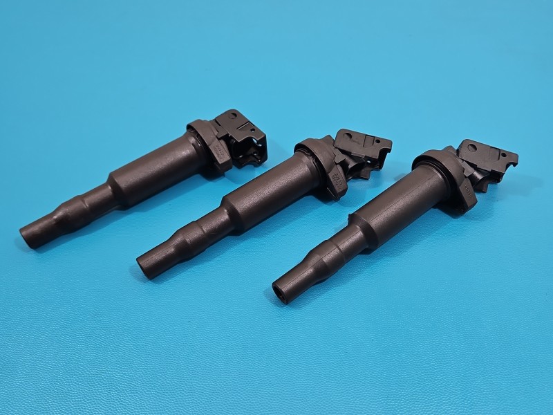 Cewka zapłonowa Mini Cooper One II R56 06- 0221504470 1.6 16V Producent części: MINI, 3 szt.