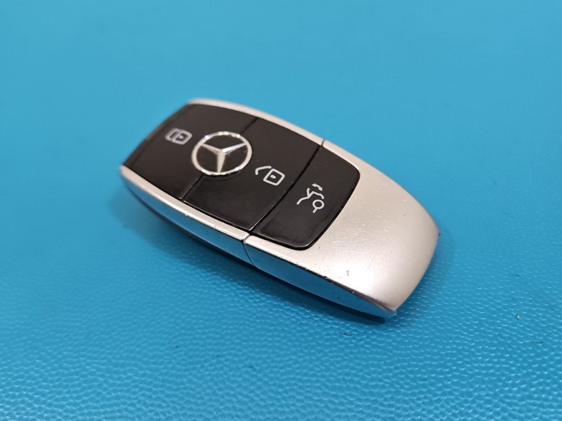 PILOT KLUCZYK KEYLESS Mercedes W213 A2229055909