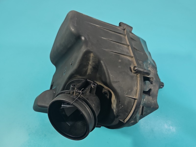 Obudowa filtra powietrza AUDI A8 D4 4H 2.0 TFSI 4H0133039B, 4H0133039A, 4H0133824