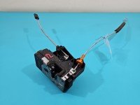 Zamek przód lewy 13154791 Opel Meriva A EUROPA