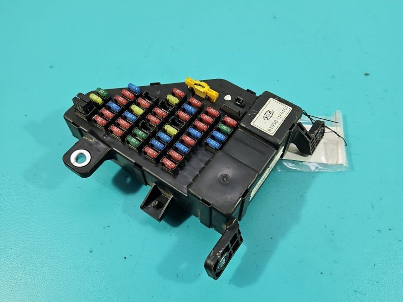 Skrzynka bezpieczników Kia Sportage II 04-10 91950-1F510