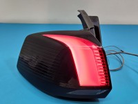 Lampa tył lewa błotnika Peugeot 5008 II 17-24 HB EUROPA 9811028080