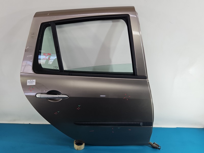 Drzwi tył prawe Renault Clio III kombi 5d TEHNK