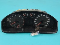 Licznik Audi A4 B5 1.8 20V 8D0919034BX EUROPA