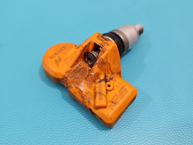 Czujnik ciśnienia opon Opel Astra IV J TPMS Czujnik ciśnienia opon Opel Astra IV J TPMS