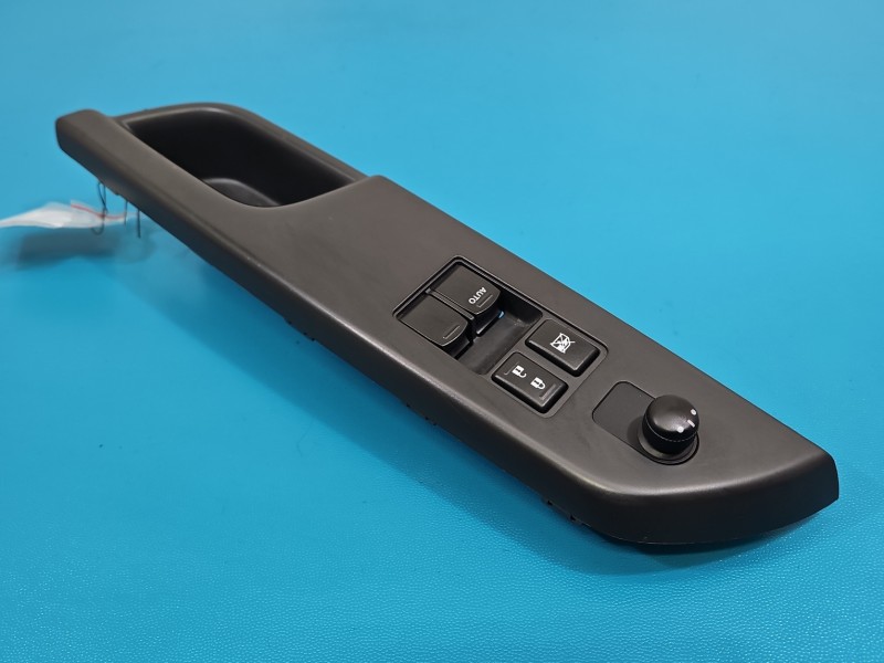 Przełącznik szyb Suzuki Swift Mk7 Europejska, 2x szyba EU