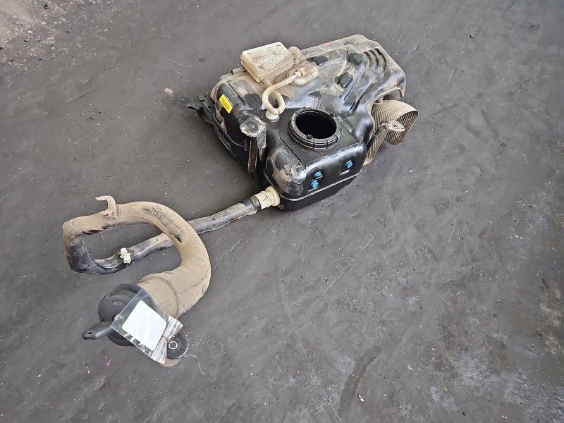 Zbiornik paliwa bak Toyota Proace City 1.5 D4D