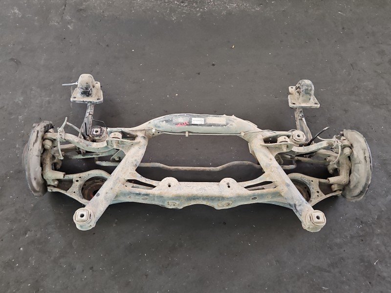 Tylna belka oś tył Skoda Superb II 2.0 tdi Tylna belka oś tył Skoda Superb II 2.0 tdi