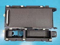 Uchwyt na napoje kubek CUP HOLDER Vw Passat B8 3G0862531C