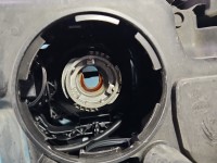 Reflektor lewy lampa przód Opel Astra IV J EUROPA 1ZT010012-01