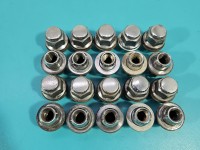 Śruby kół Toyota Rav4 V szpilki