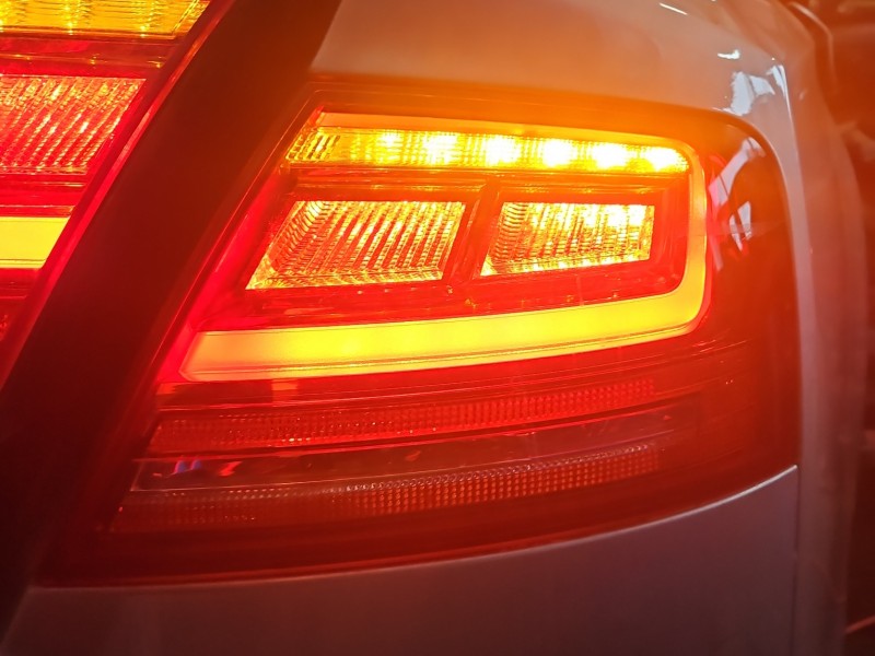 Lampa tył prawa AUDI A8 D4 4H sedan EUROPA
