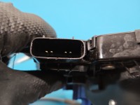 Zamek przód prawy 81320-F2010 Hyundai Elantra VI 15-20 EUROPA Hyundai, Europejska, 4pin