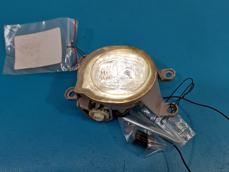 Halogen lewy Toyota C-HR I 2016-2023 02-415