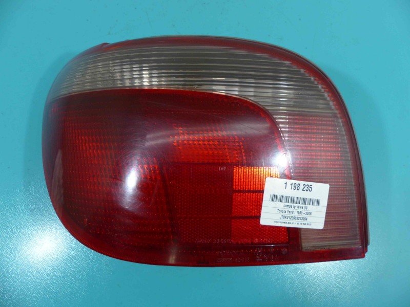 Lampa tył lewa Toyota Yaris I HB