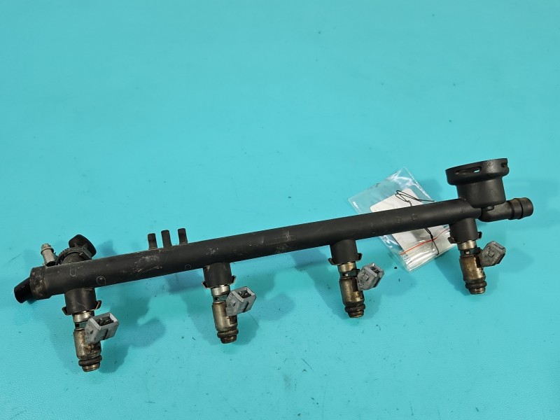 Wtryskiwacz Renault Scenic I 2.0 16V